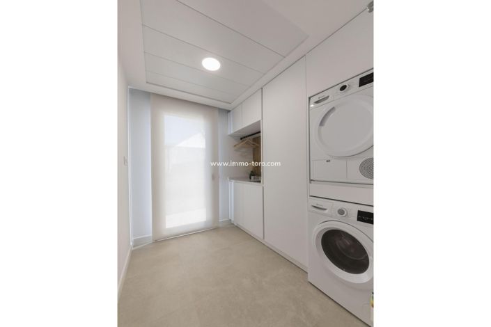 Image No.19-3 Bed Villa for sale