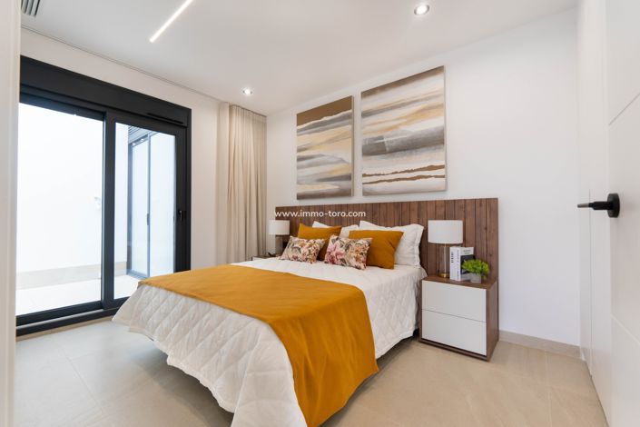 Image No.13-3 Bed Villa for sale