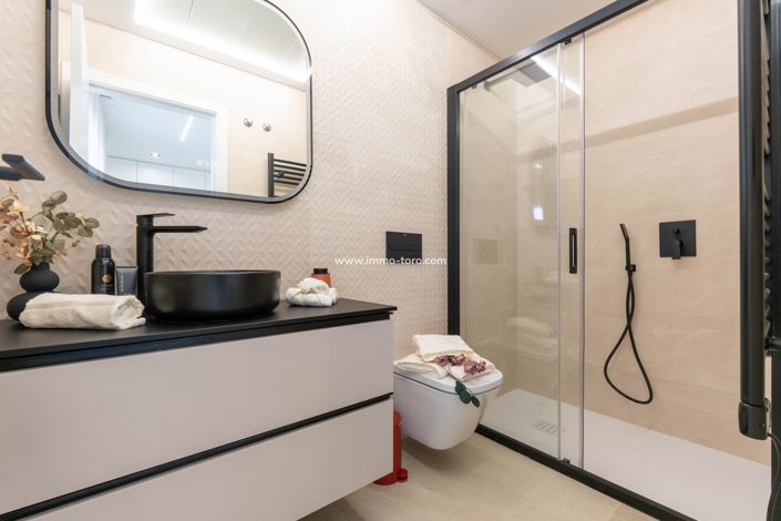 Image No.18-3 Bed Villa for sale