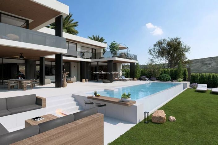 Image No.5-4 Bed Villa for sale