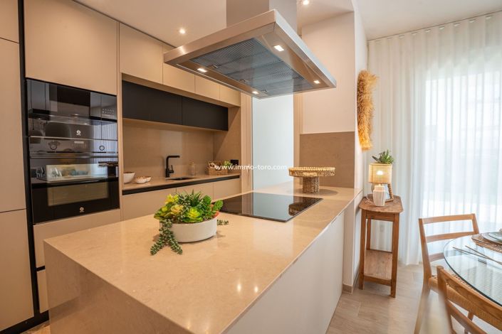 Image No.8-3 Bed Apartment for sale