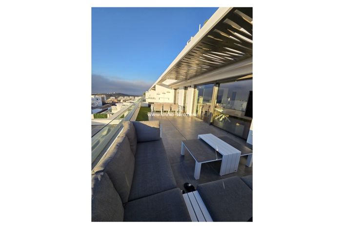 Image No.25-3 Bed Apartment for sale