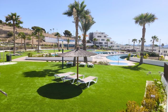 Image No.3-3 Bed Apartment for sale