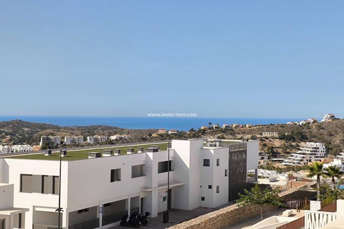 Image No.30-3 Bed Apartment for sale