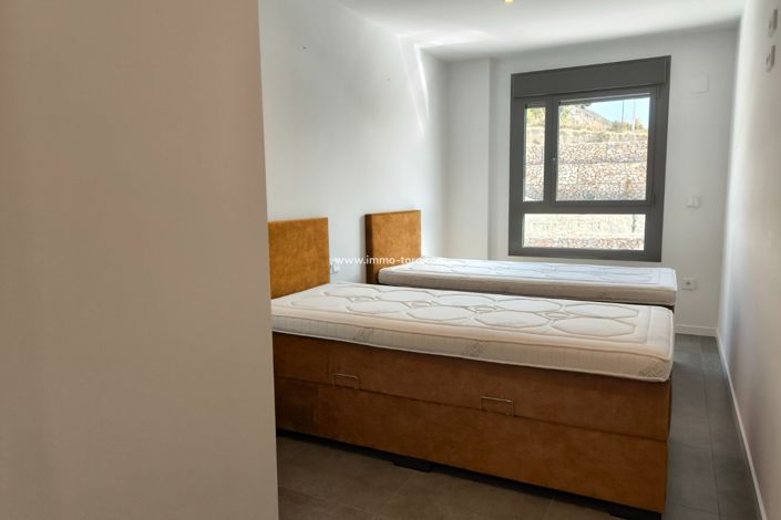 Image No.42-3 Bed Apartment for sale