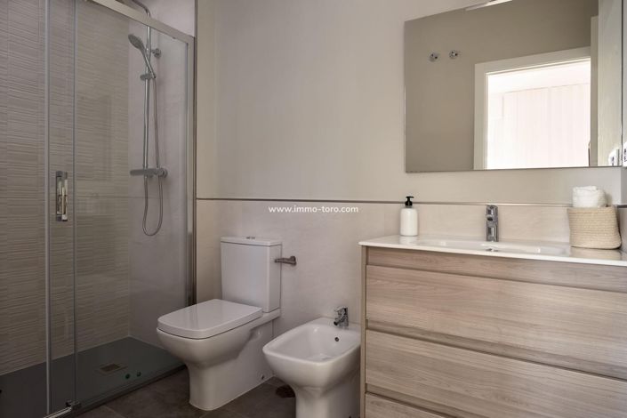 Image No.20-2 Bed Apartment for sale