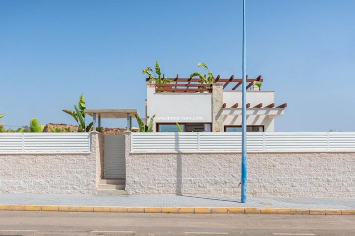 Image No.37-2 Bed Villa for sale