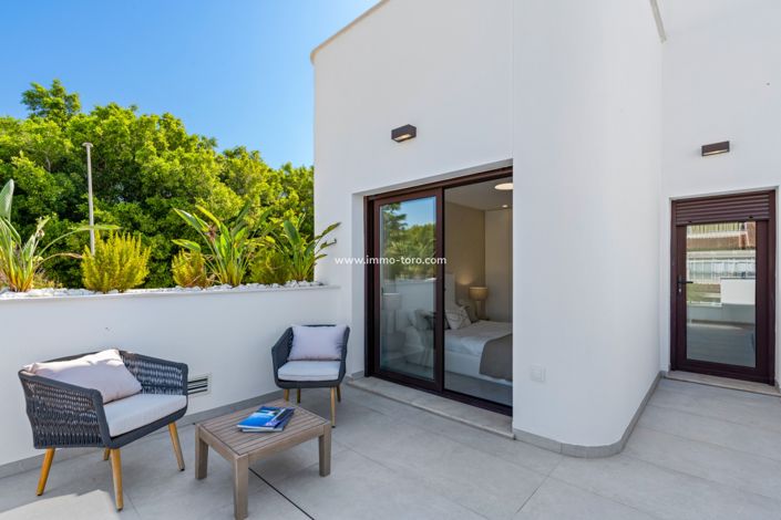 Image No.41-4 Bed Villa for sale