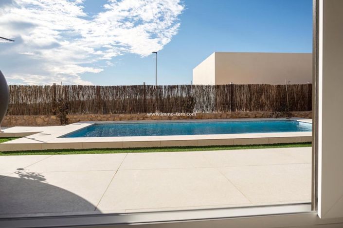 Image No.18-3 Bed Villa for sale