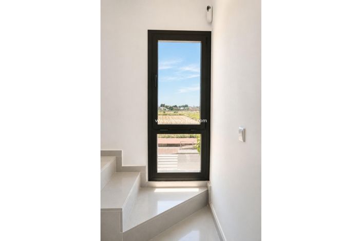Image No.31-2 Bed Property for sale