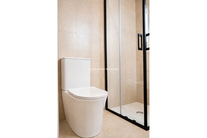 Image No.37-2 Bed Property for sale