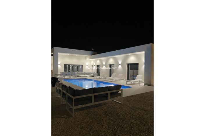 Image No.6-3 Bed Villa for sale