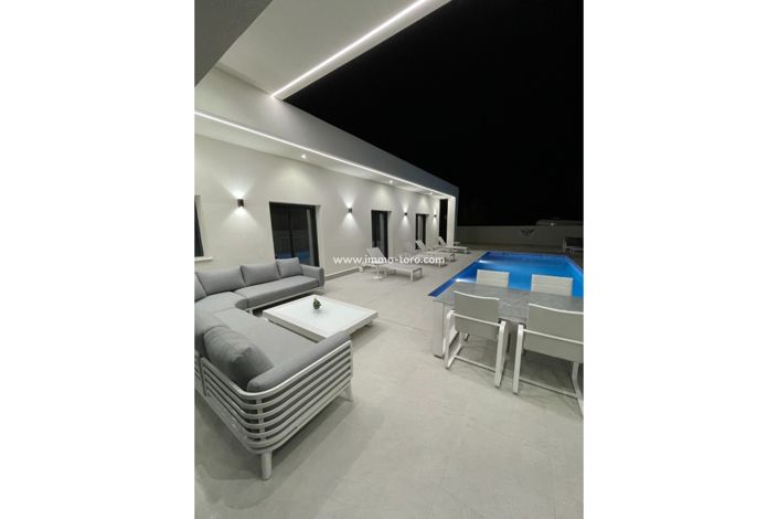 Image No.7-3 Bed Villa for sale