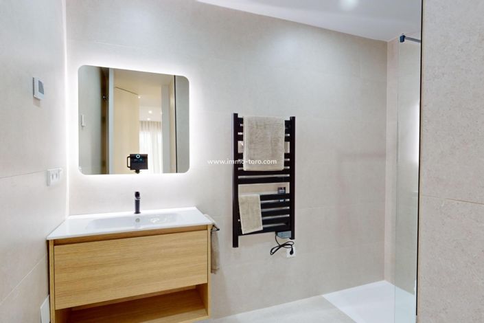 Image No.50-2 Bed Apartment for sale