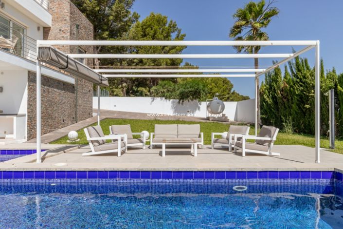 Image No.25-3 Bed Villa for sale