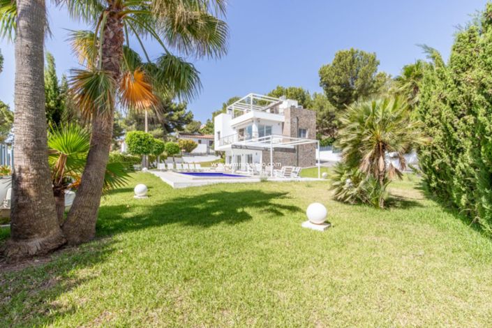Image No.28-3 Bed Villa for sale