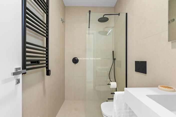 Image No.21-3 Bed Villa for sale