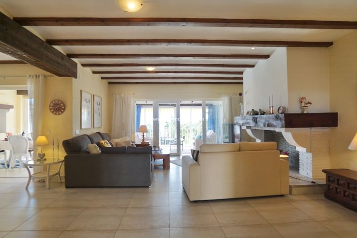 Image No.16-3 Bed Villa for sale