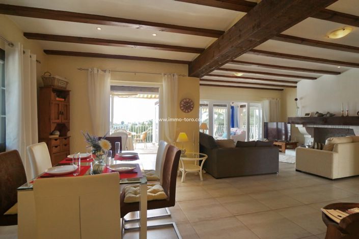 Image No.18-3 Bed Villa for sale