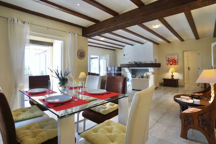 Image No.19-3 Bed Villa for sale