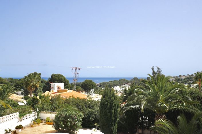 Image No.2-3 Bed Villa for sale