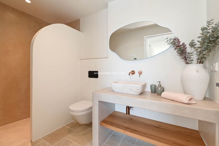 Image No.23-4 Bed Villa for sale