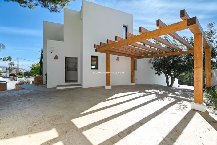 Image No.33-4 Bed Villa for sale