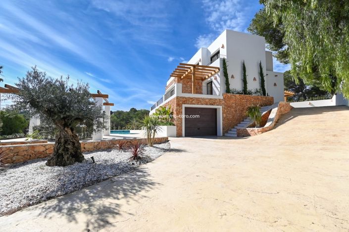 Image No.34-4 Bed Villa for sale