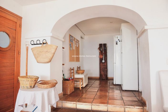 Image No.15-4 Bed Apartment for sale