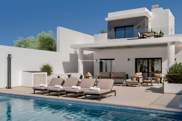 Image No.11-5 Bed Villa for sale
