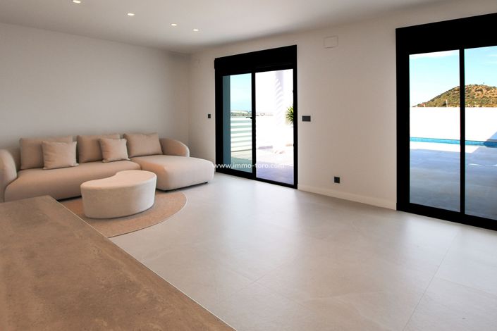 Image No.14-5 Bed Villa for sale