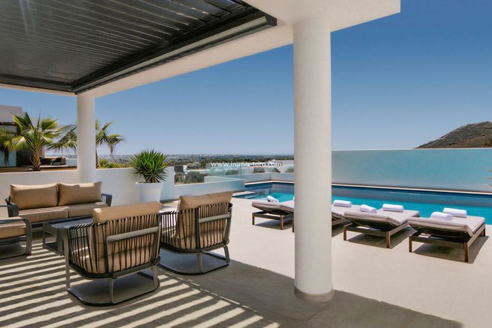 Image No.8-5 Bed Villa for sale