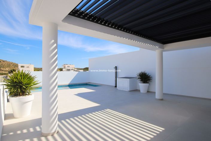 Image No.9-5 Bed Villa for sale