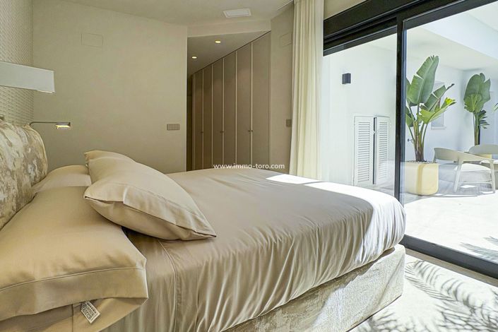 Image No.22-4 Bed Villa for sale
