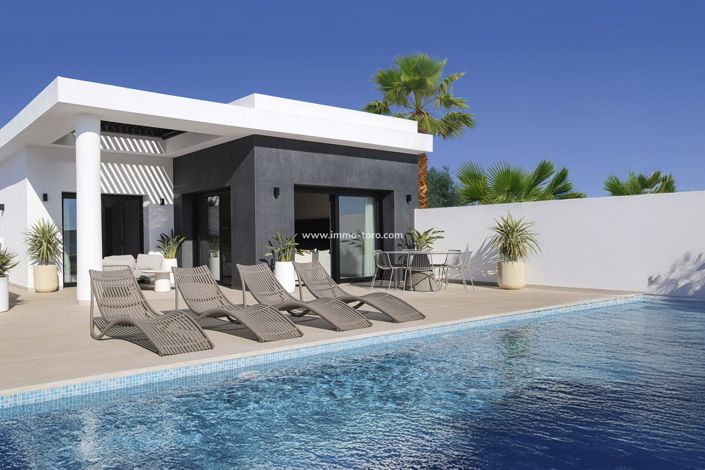 Image No.3-4 Bed Villa for sale