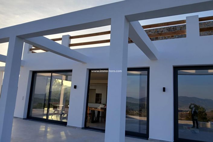 Image No.6-4 Bed Villa for sale