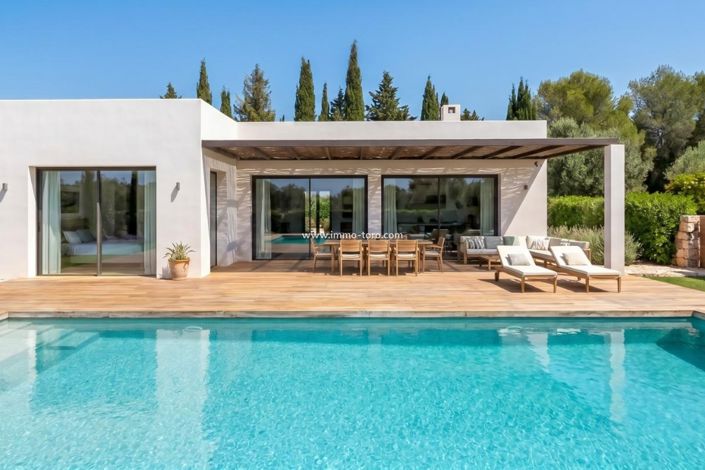 Image No.3-3 Bed Villa for sale