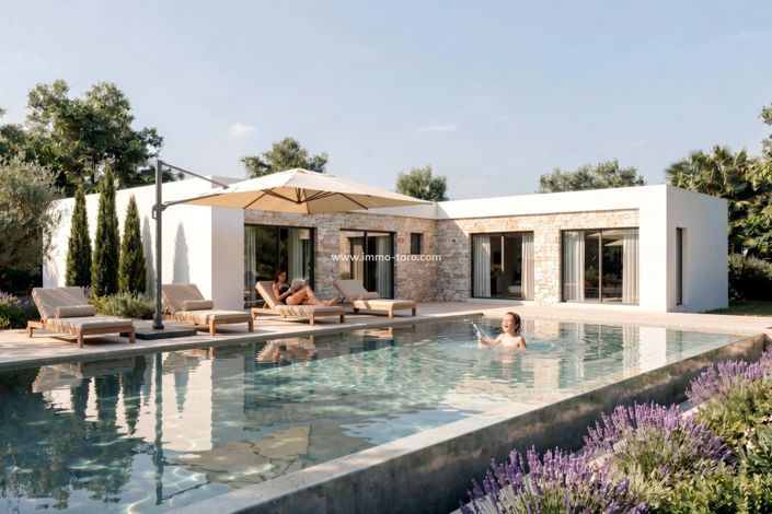 Image No.18-3 Bed Villa for sale