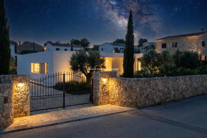Image No.19-3 Bed Villa for sale