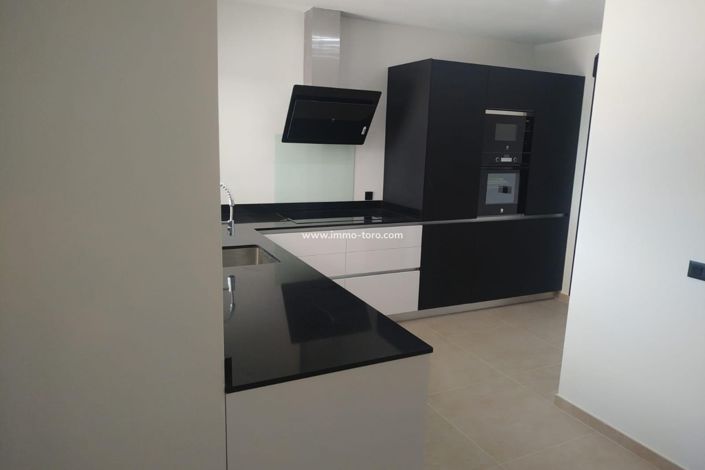 Image No.20-3 Bed Villa for sale