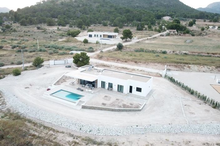 Image No.7-3 Bed Villa for sale