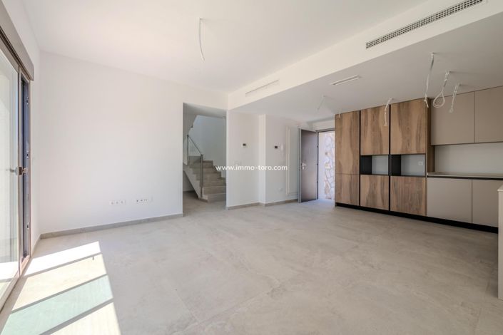 Image No.9-3 Bed Villa for sale