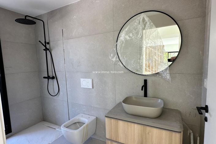 Image No.11-3 Bed Villa for sale