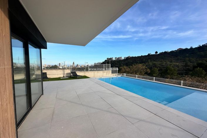 Image No.7-3 Bed Villa for sale