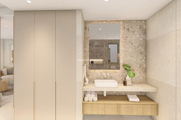 Image No.21-3 Bed Apartment for sale