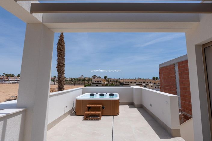 Image No.43-3 Bed Villa for sale