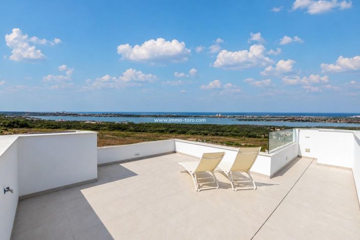 Image No.24-3 Bed Villa for sale