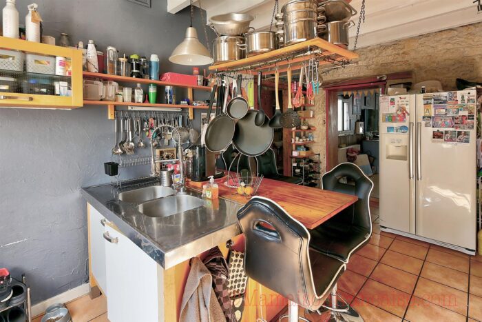 Image No.8-5 Bed House for sale