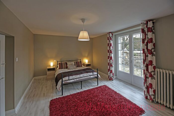 Image No.14-5 Bed House for sale