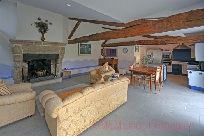 Image No.31-5 Bed House for sale